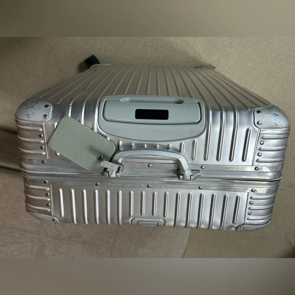 Rimowa Topas ALUMINUM 32